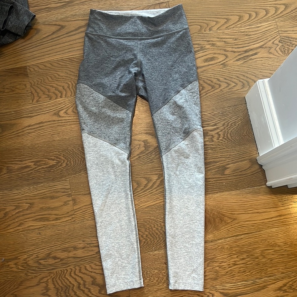Outdoor Voices leggings